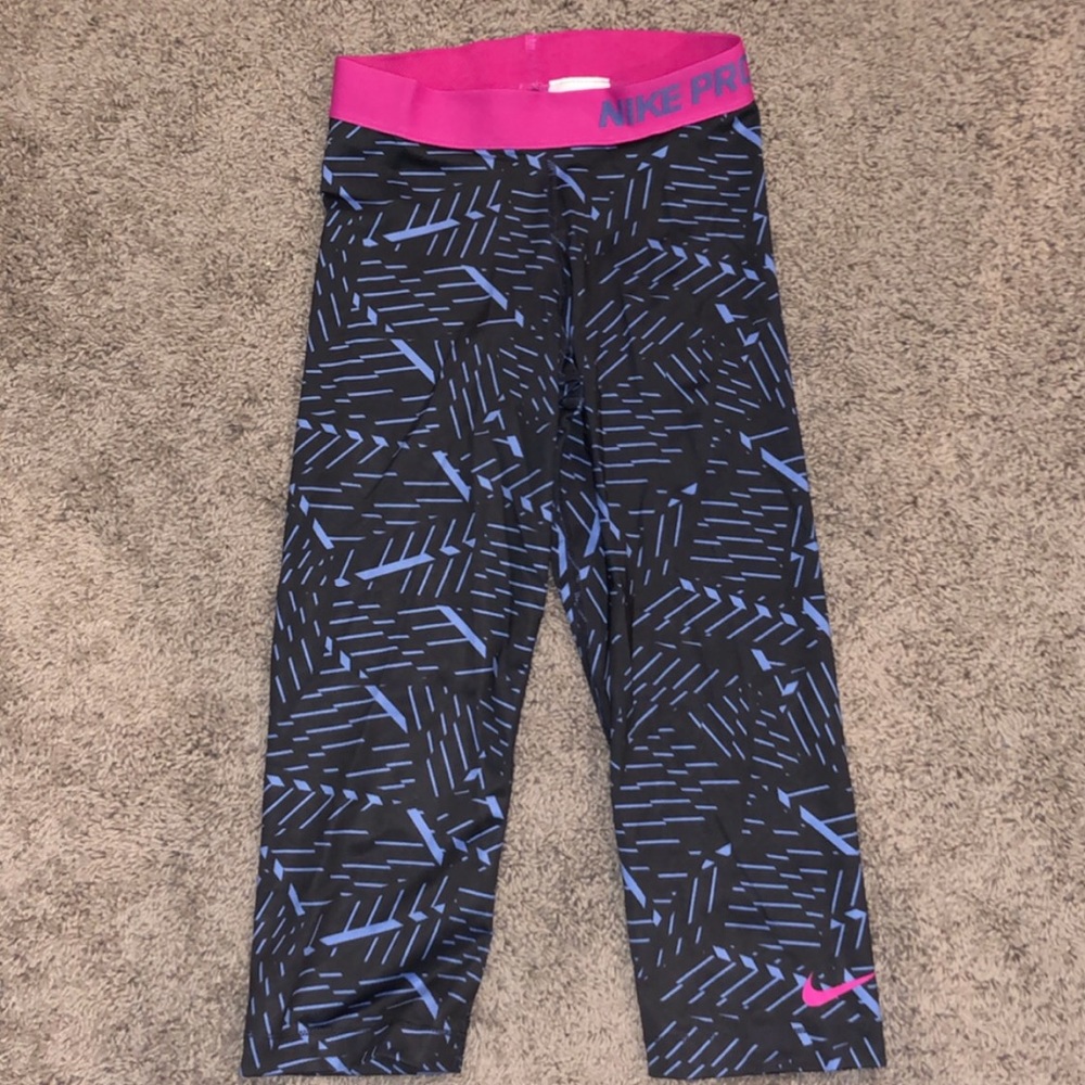 Nike crop leggings size XS